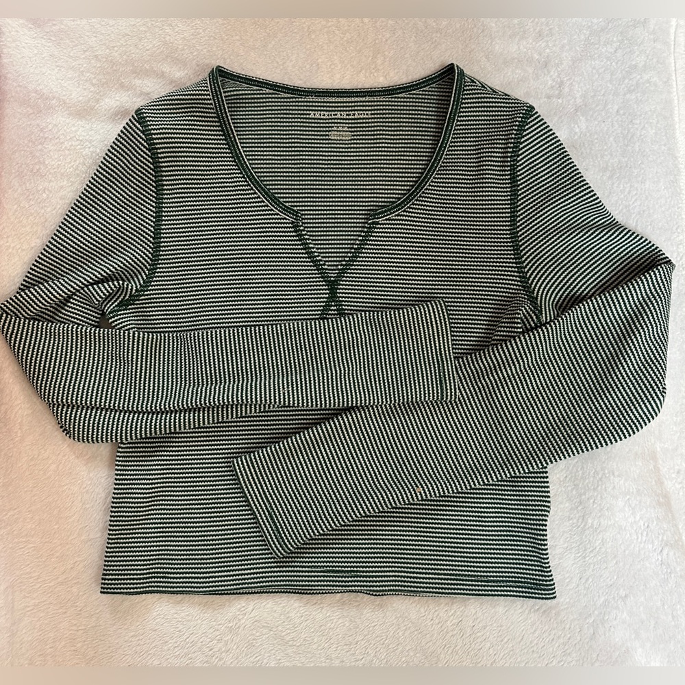 4/$25 American Eagle Outfitters Green Striped Top